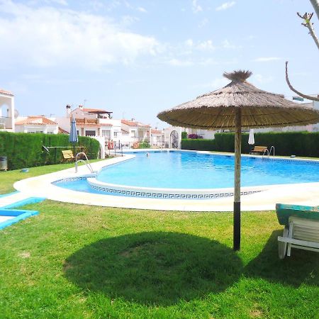 Peperent Casa Pino Villa Nerja Exterior photo