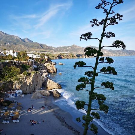 Peperent Casa Pino Villa Nerja Exterior photo