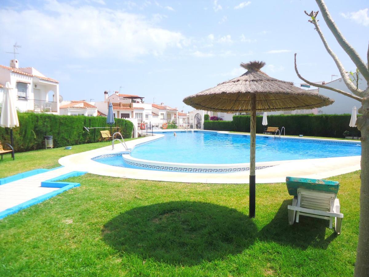 Peperent Casa Pino Villa Nerja Exterior photo