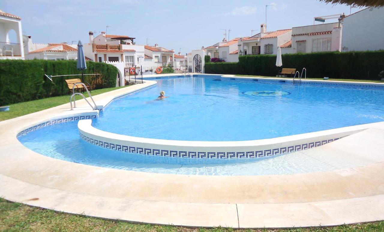 Peperent Casa Pino Villa Nerja Exterior photo